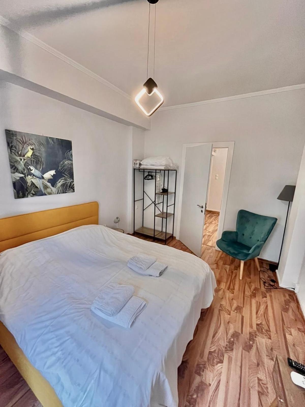 Modern Cozy Central Flat Patras Exterior photo